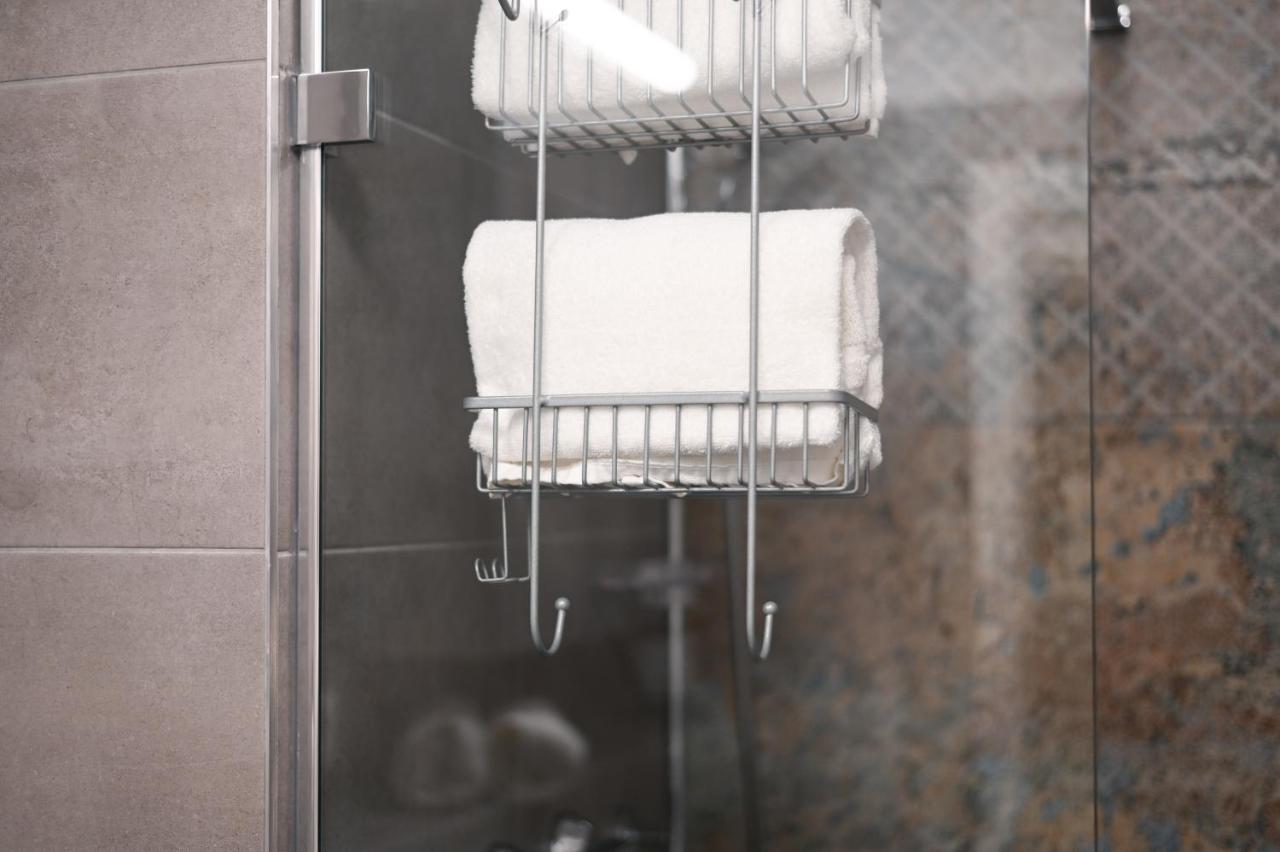 City Center Apartment - Modern & Elegant Μπρατισλάβα Εξωτερικό φωτογραφία