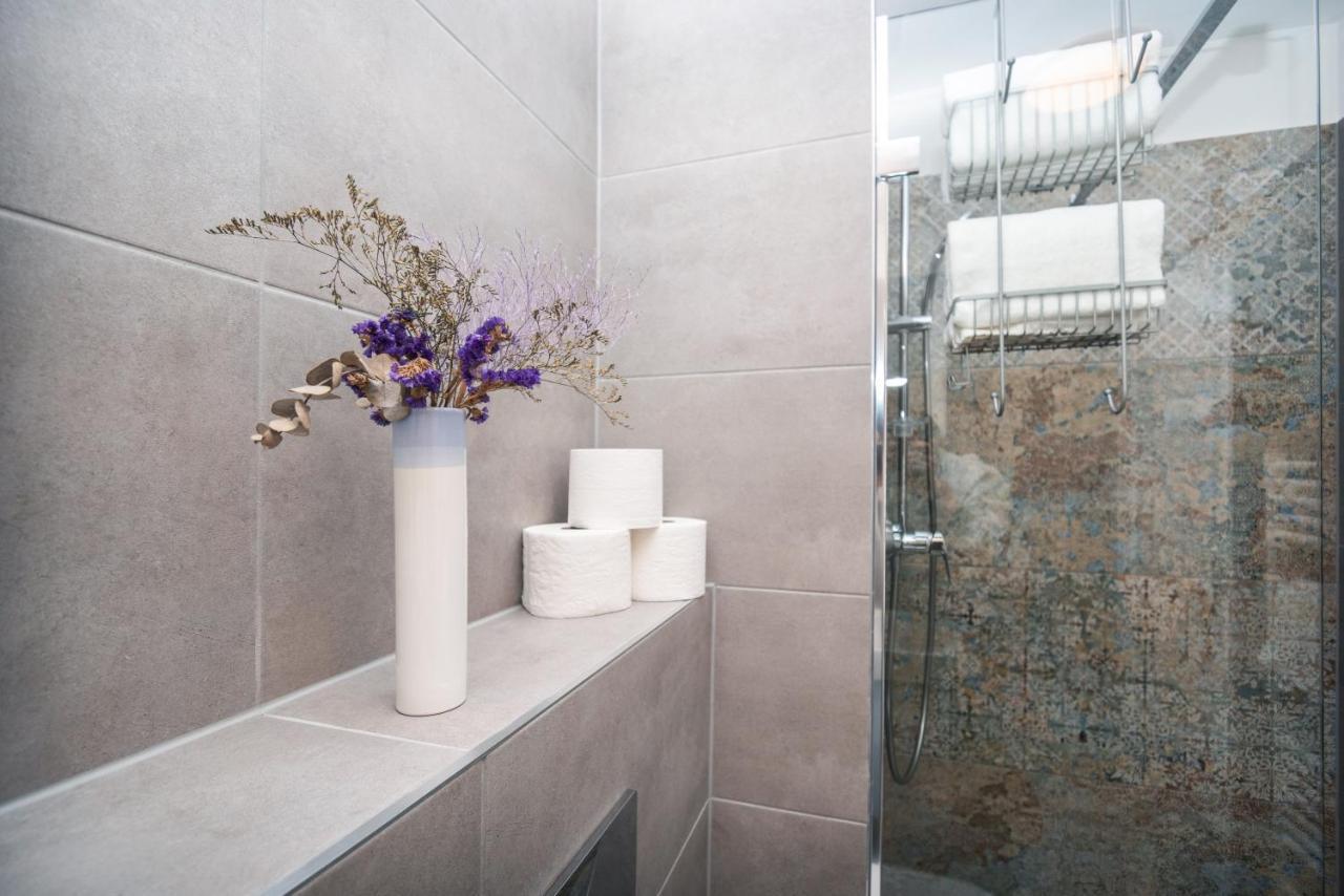 City Center Apartment - Modern & Elegant Μπρατισλάβα Εξωτερικό φωτογραφία